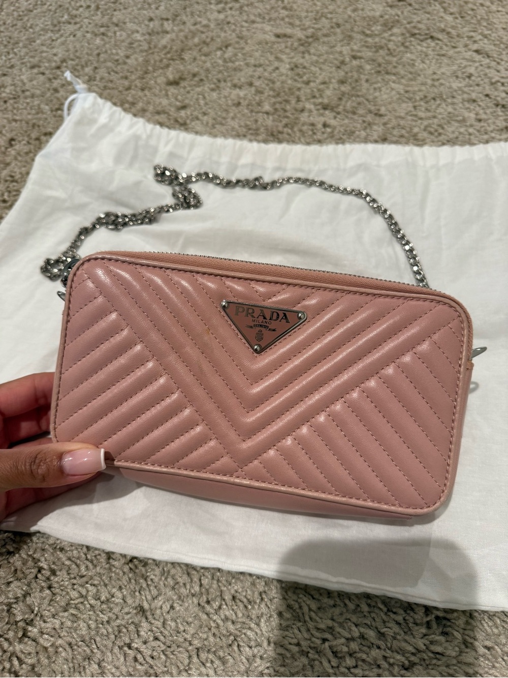 Prada Pink Quilted Leather Crossbody Bag with Chain Strap - Picture 3 of 9